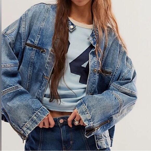 NWOT Free People Dia Denim Moto Jacket Slouchy Slightly Cropped Streetwear Chic